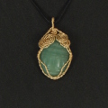 Aventurine scarab in gold Aventurine scarab in gold